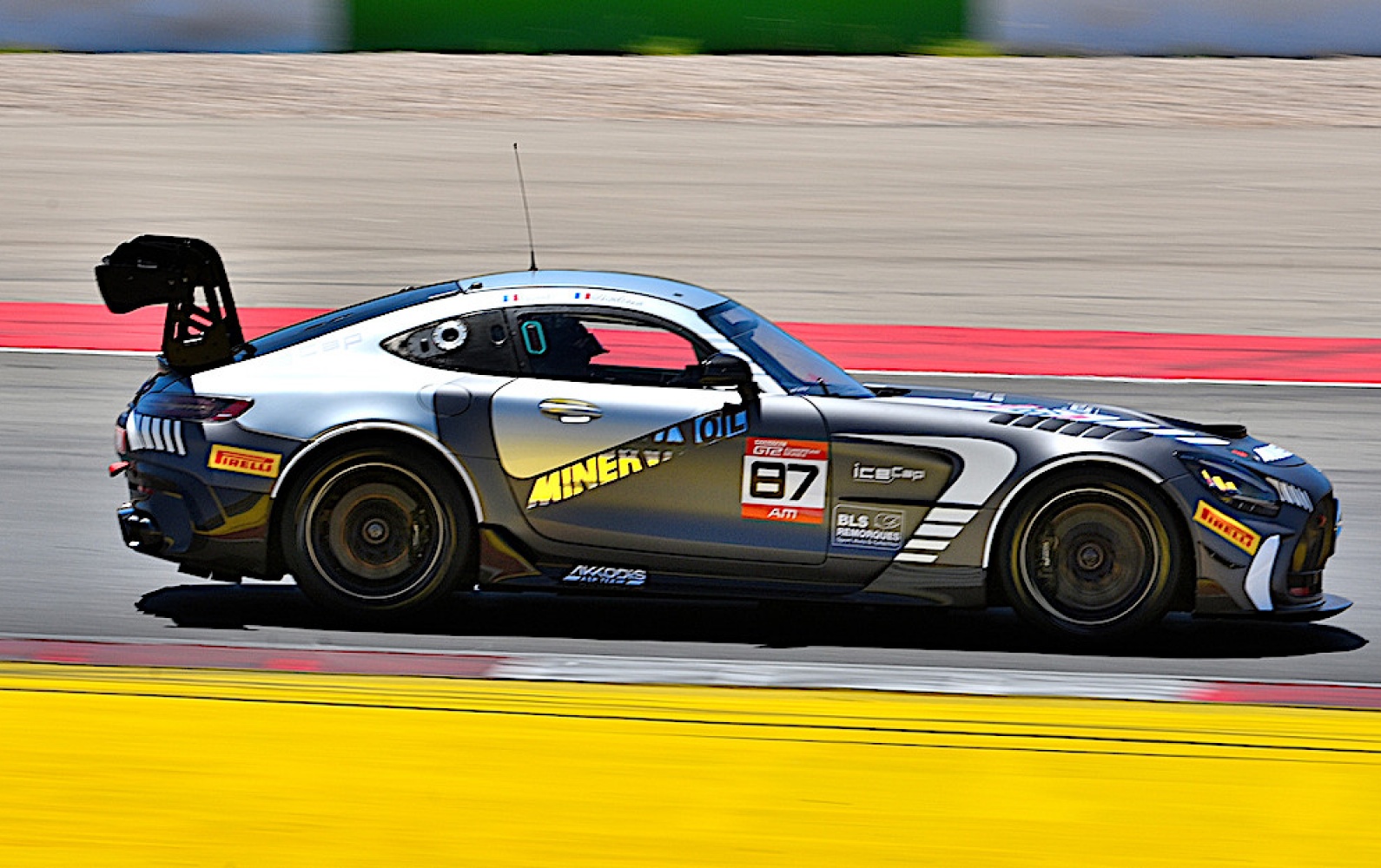 Fanatec GT2 European Series - Portimao (Portugal) - Two AM podiums!