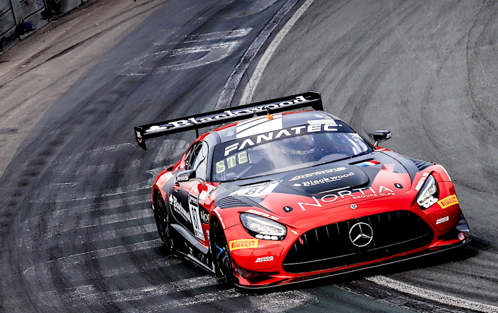 Fanatec GT World - Sprint (Zandvoort) - 3rd Victory in the dunes!